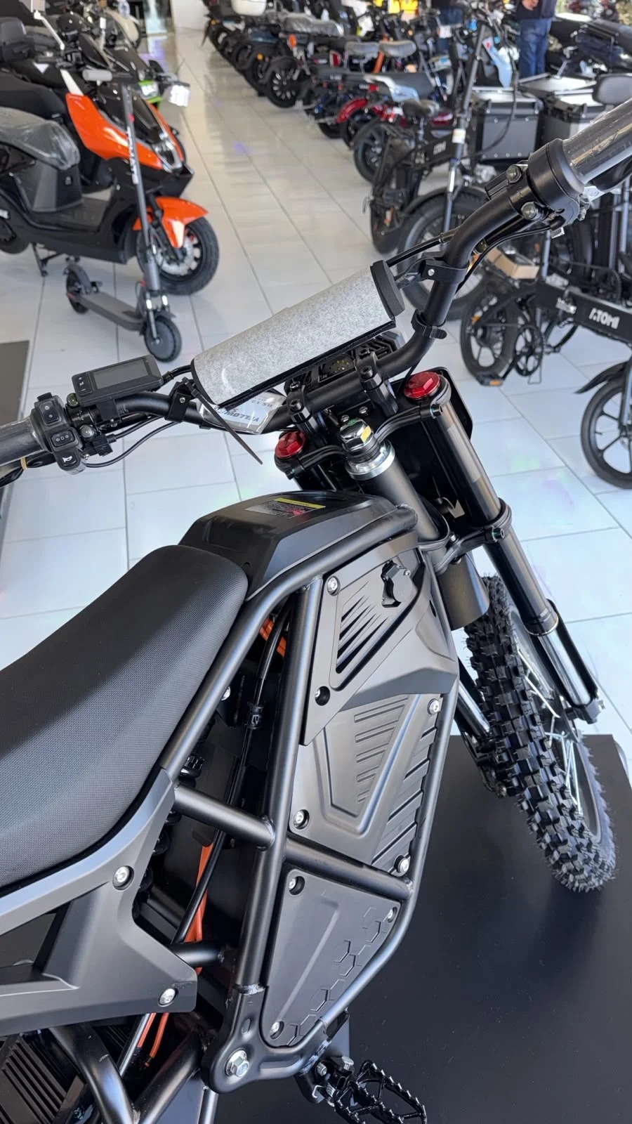Motocicleta Cross - Imagem 5