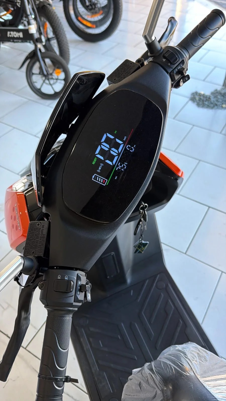 Scooter M-15 Laranja - Imagem 4