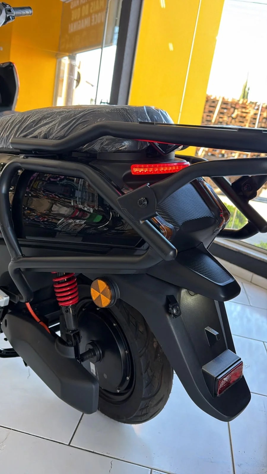 Scooter M-15 Laranja - Imagem 3