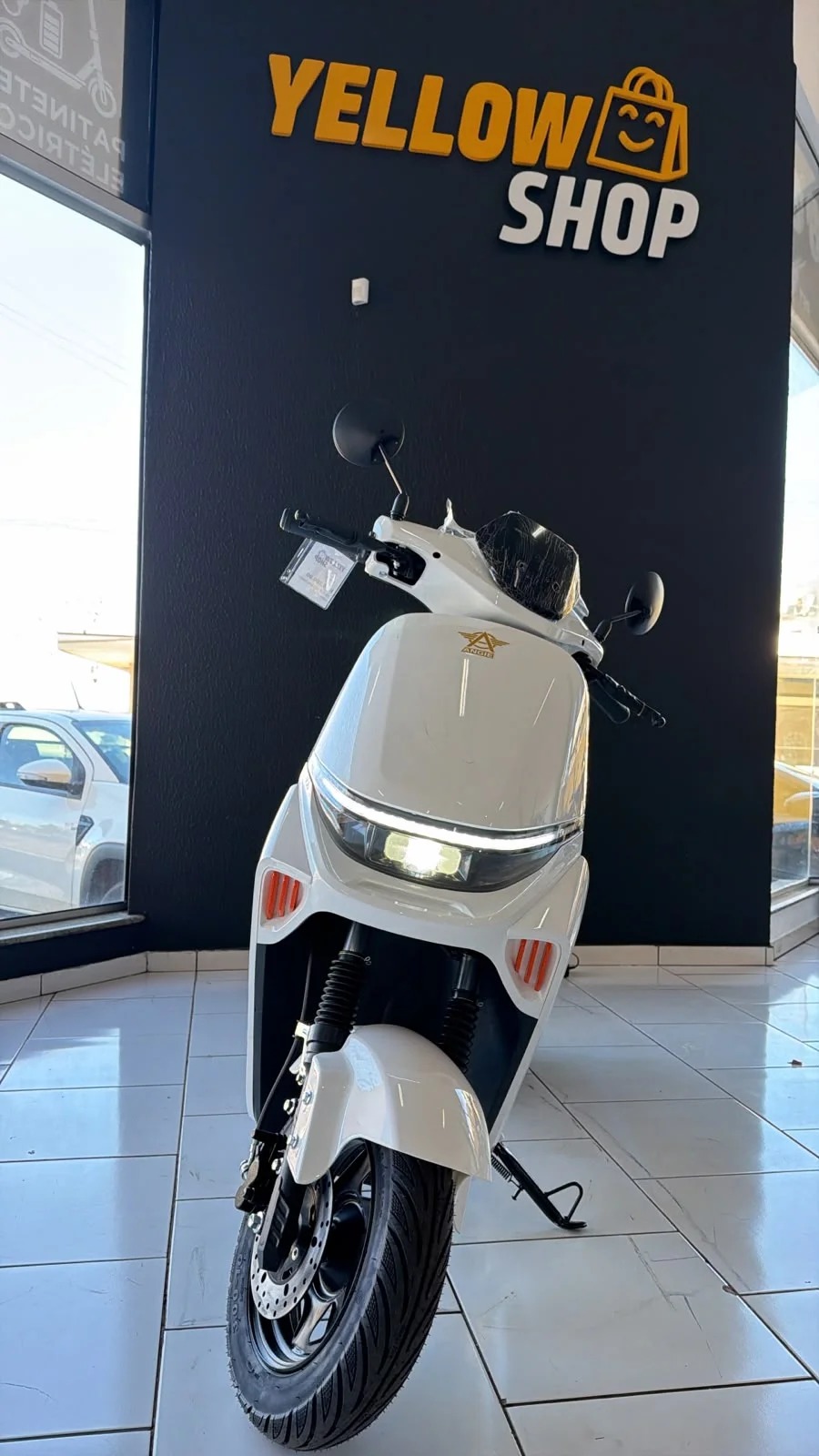 Scooter AG 12 Branca - Imagem 2