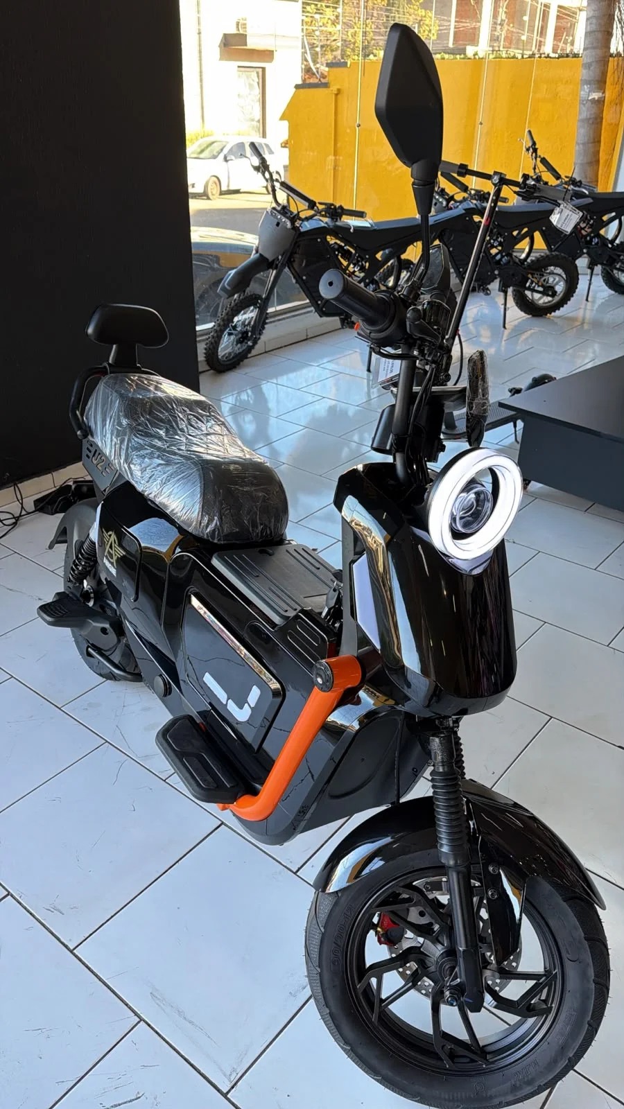 Scooter AG 08 Preto - Imagem 3