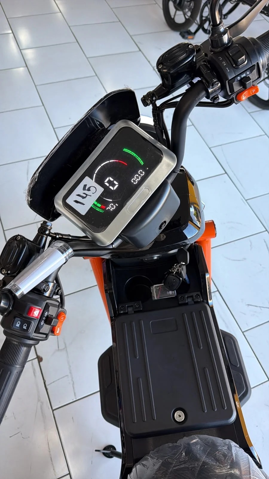 Scooter AG 08 Preto - Imagem 4