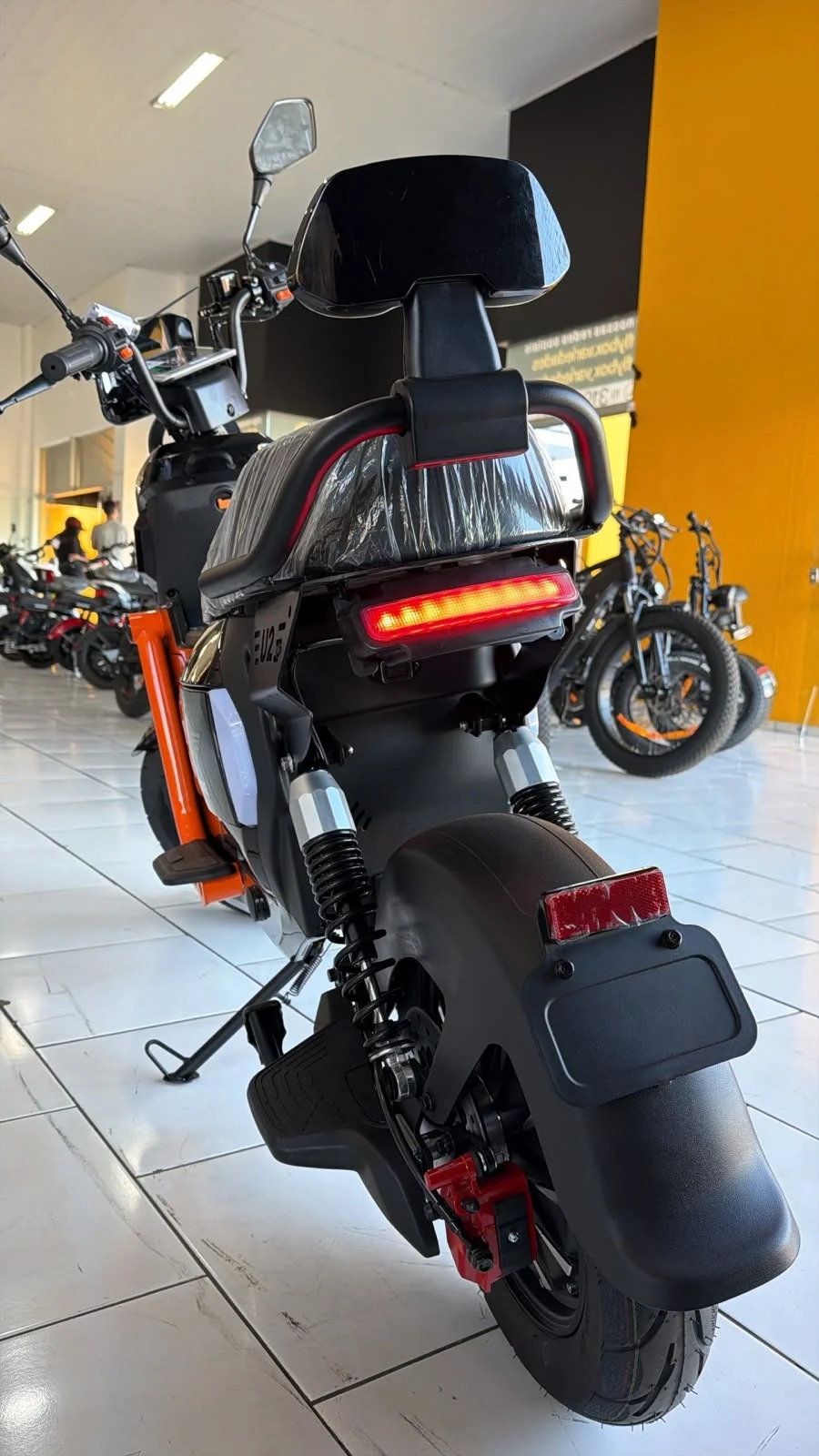 Scooter AG 08 Preto - Imagem 5